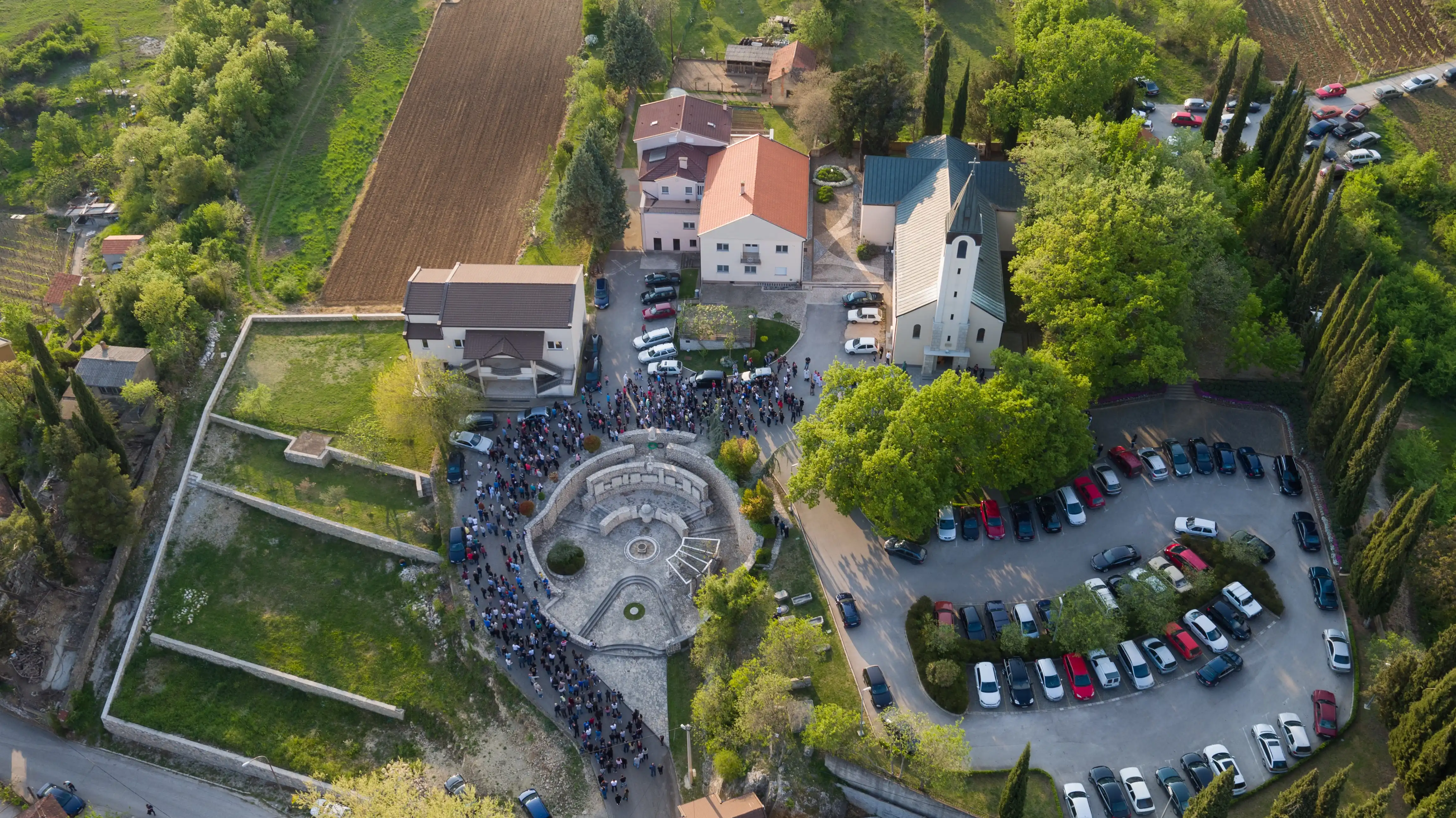 Pogled iz zraka na Čerin
